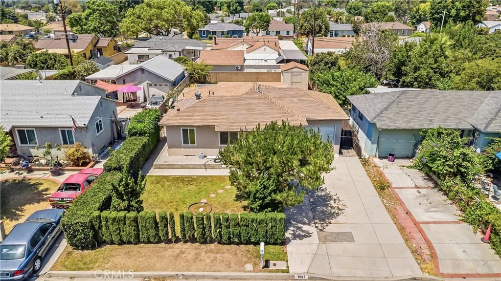 Home at 1931 Delford, Duarte — photo 2 of 12