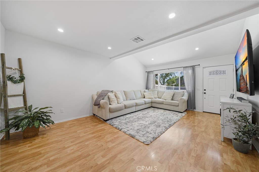 Condo at 900 W Sierra Madre 36, Azusa — photo 4 of 12