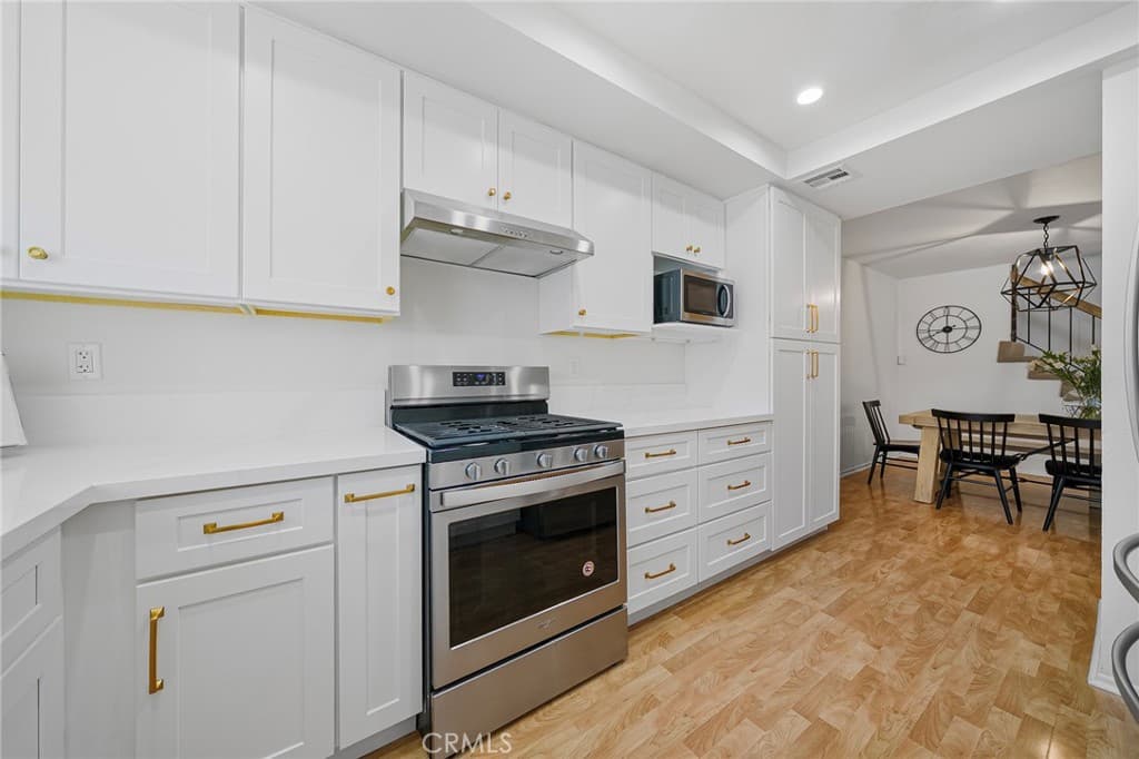 Condo at 900 W Sierra Madre 36, Azusa — photo 8 of 12
