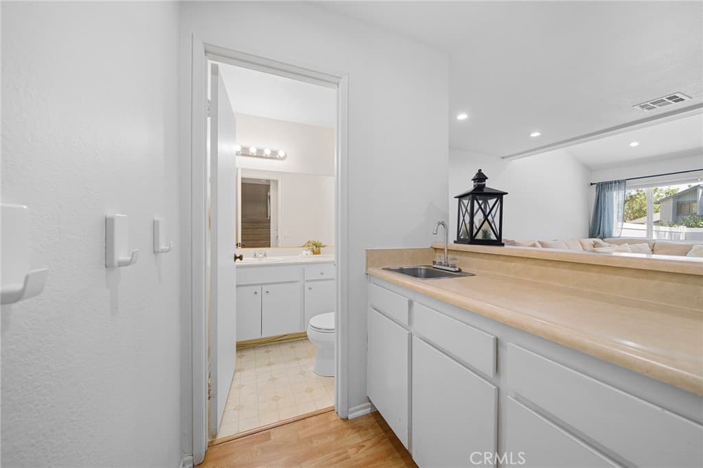 Condo at 900 W Sierra Madre 36, Azusa — photo 10 of 12