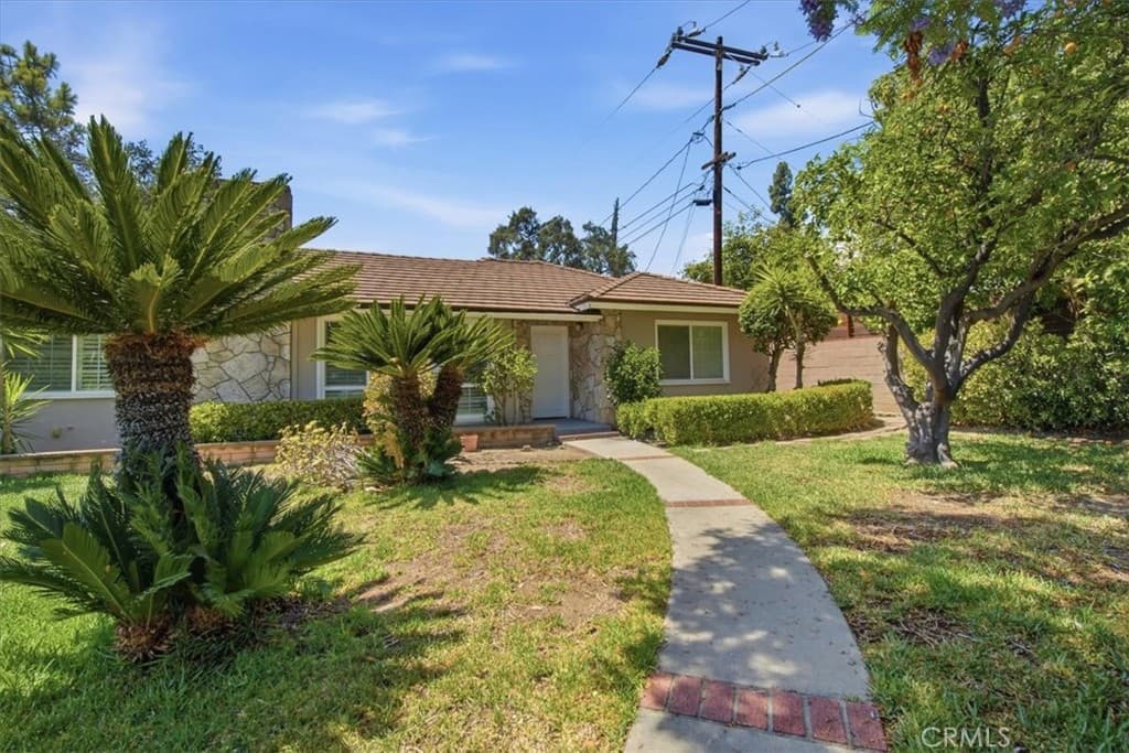 Home at 1705 N Santa Anita, Arcadia — photo 4 of 12