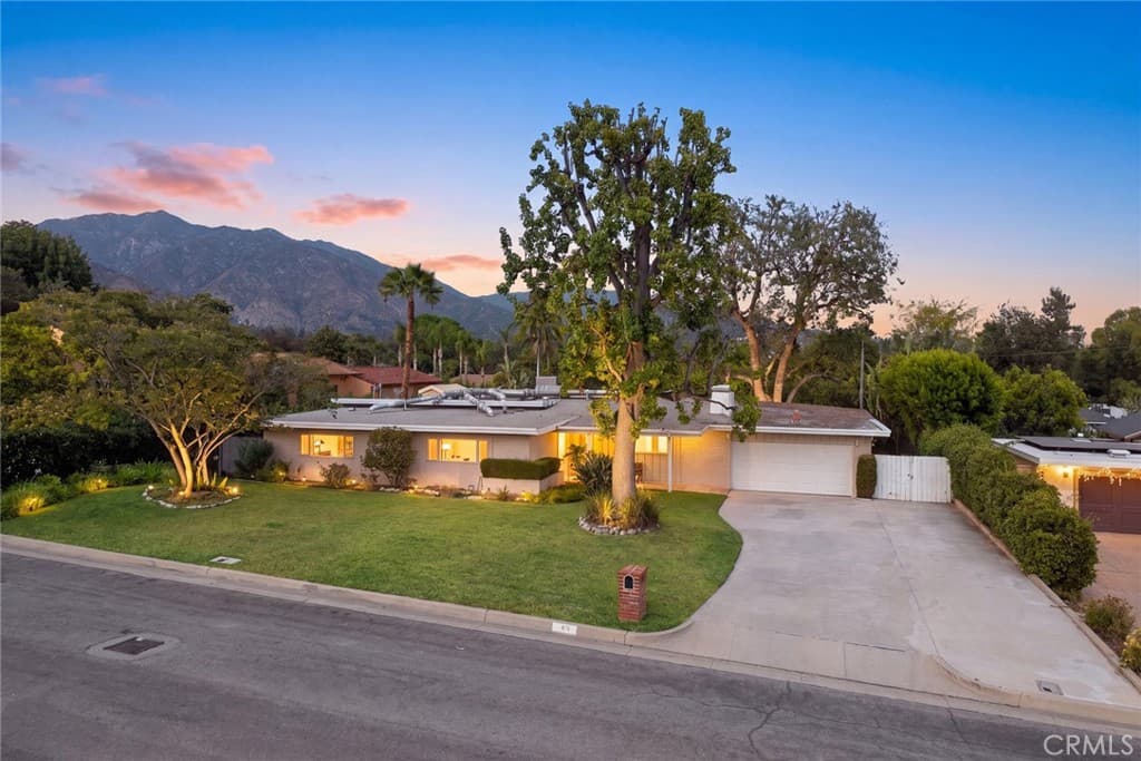 Home at 206 Oak Meadow Road, Sierra Madre — photo 1 of 12