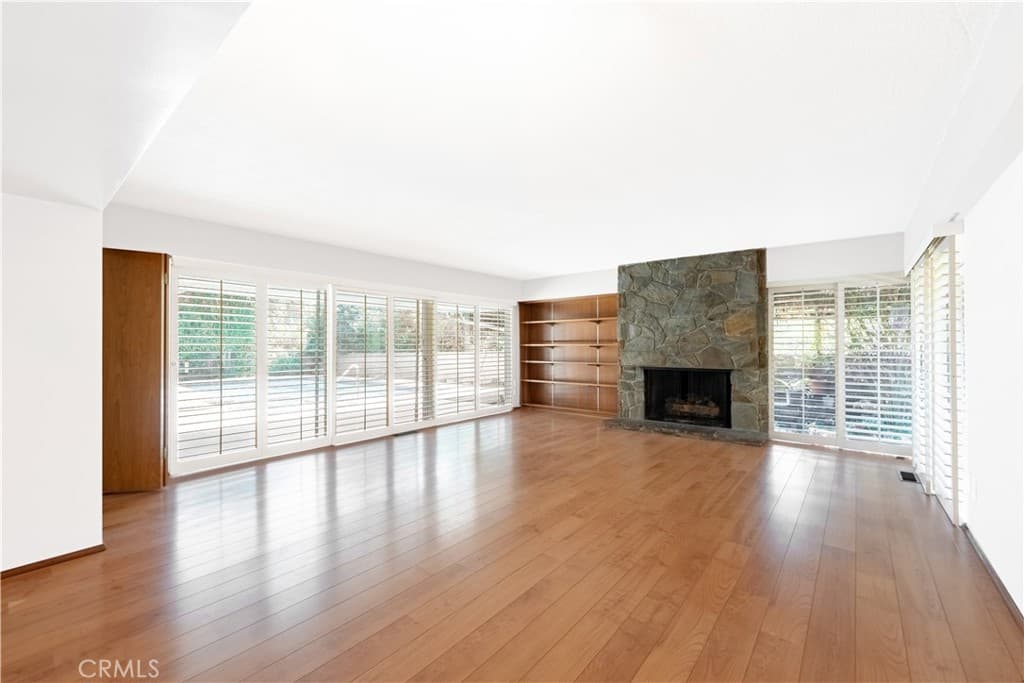 Home at 1827 Anita Crest, Arcadia — photo 7 of 11
