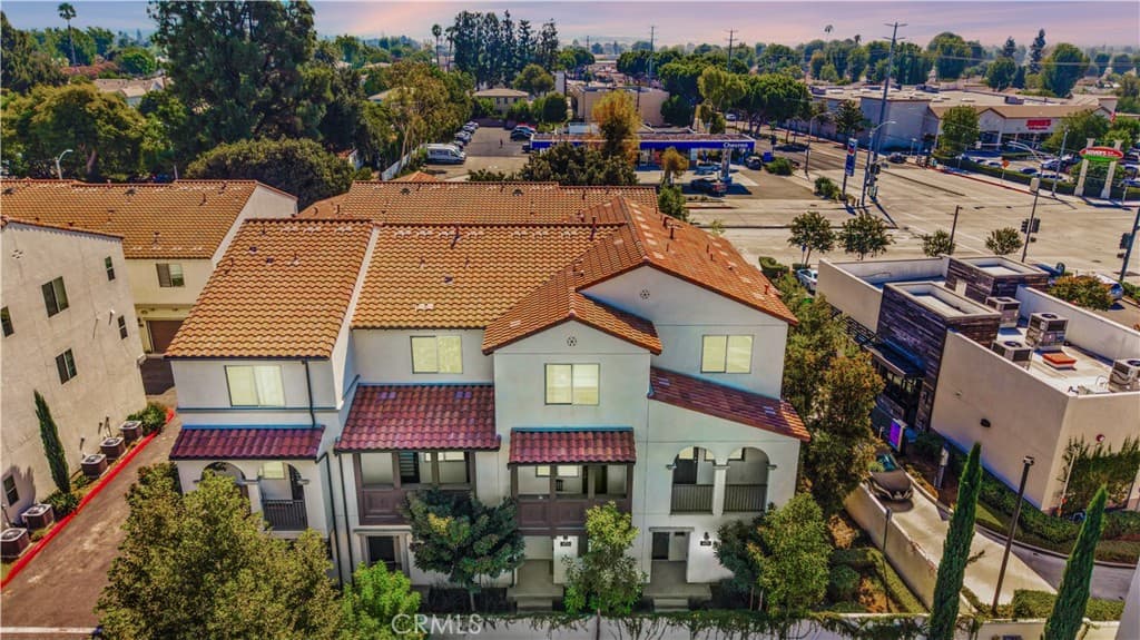 Townhouse at 2629 Winston Court, Arcadia — photo 2 of 12