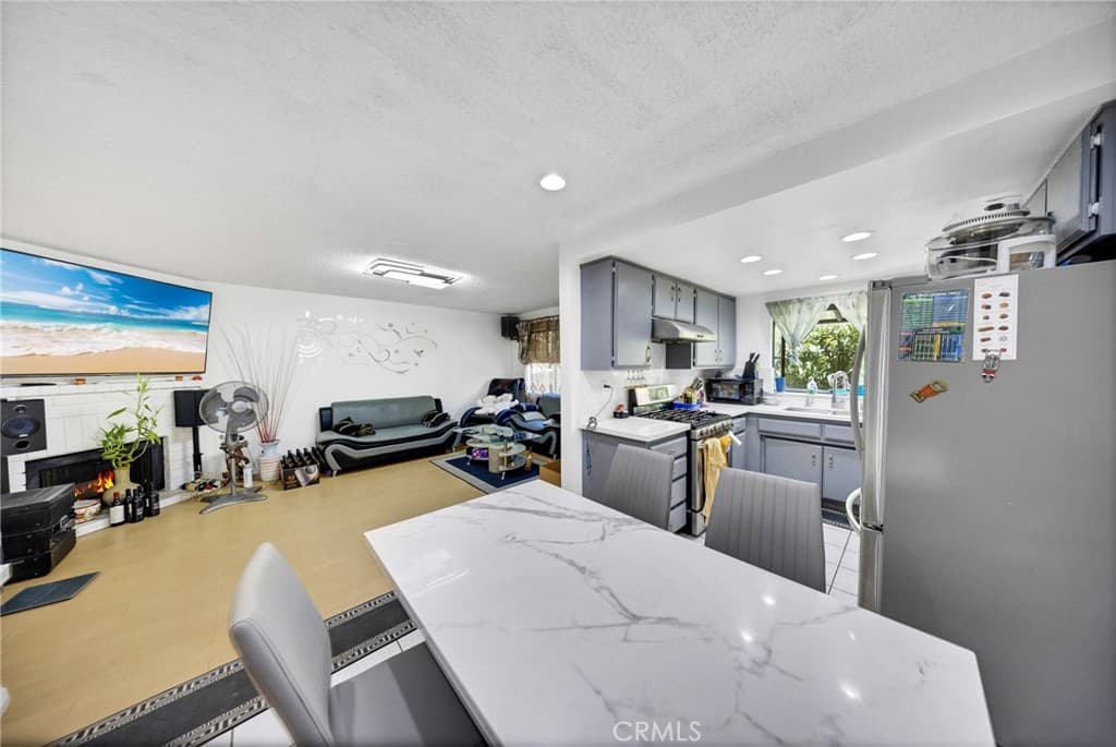 Condo at 5320 Peck Road 12, El Monte — photo 7 of 12