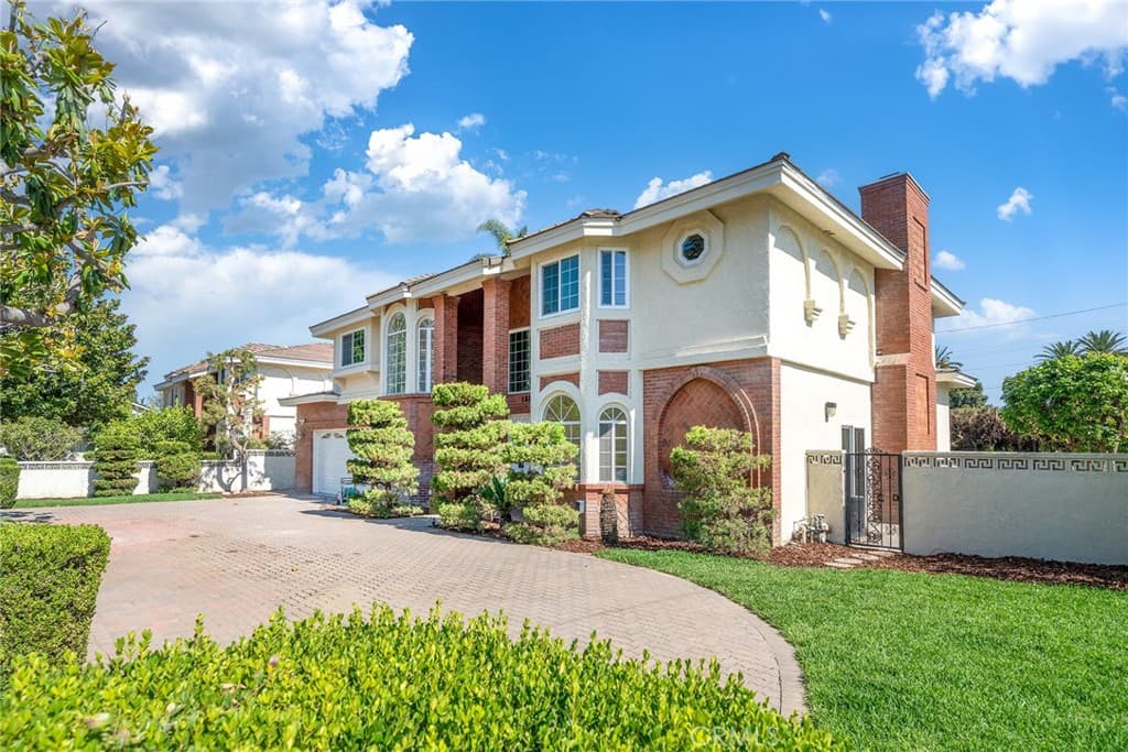 Home at 188 W Arthur Avenue, Arcadia — photo 1 of 12