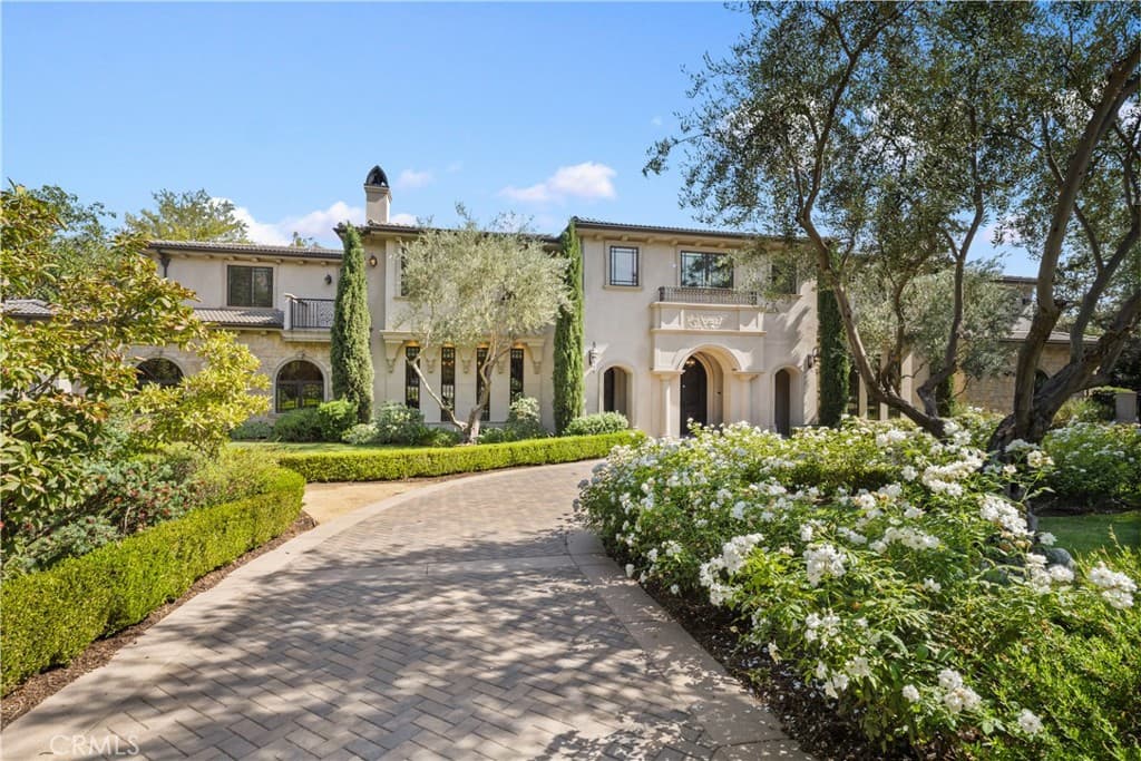 Home at 800 Hampton Road, Arcadia — photo 6 of 12