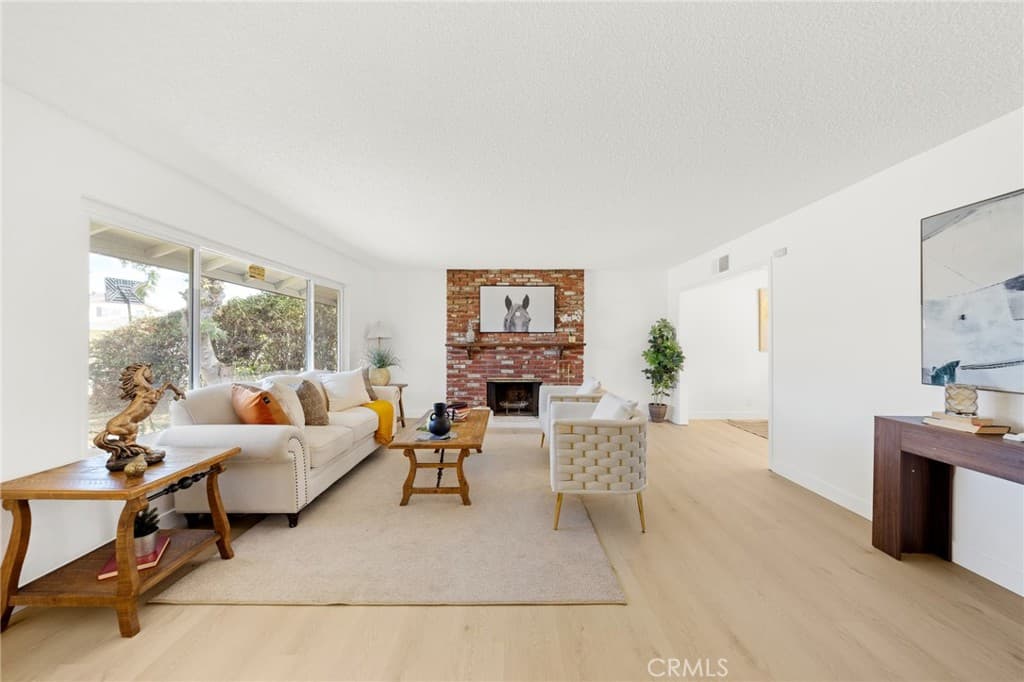 Home at 19134 Aldora Drive, Rowland Heights — photo 10 of 12