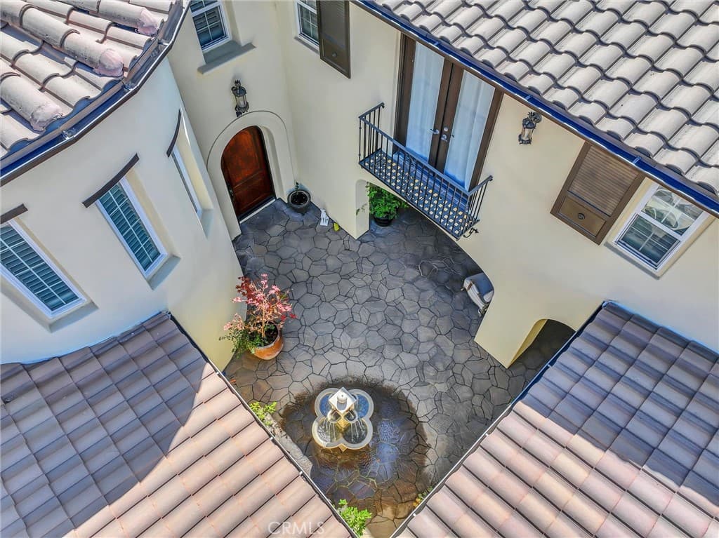Home at 510 E. Viewcrest, Azusa — photo 3 of 12