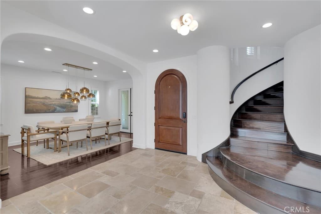 Home at 510 E. Viewcrest, Azusa — photo 8 of 12