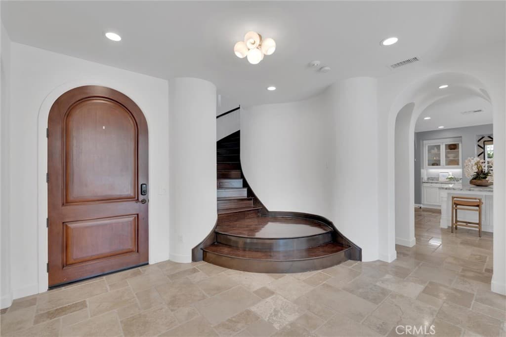 Home at 510 E. Viewcrest, Azusa — photo 9 of 12