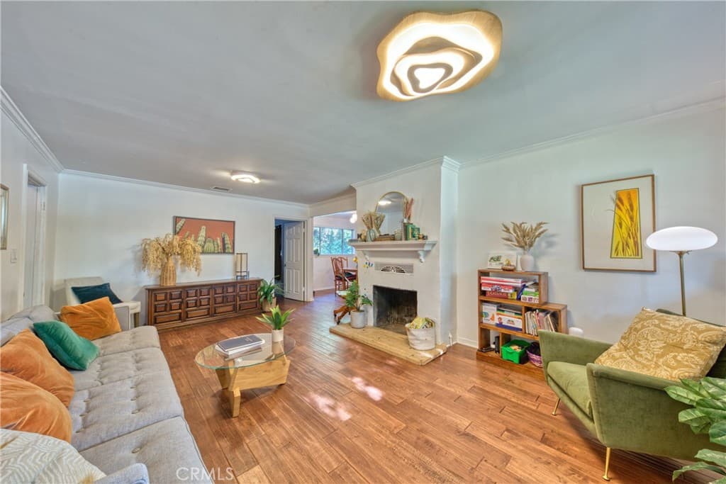 Home at 142 Stedman, Monrovia — photo 2 of 12