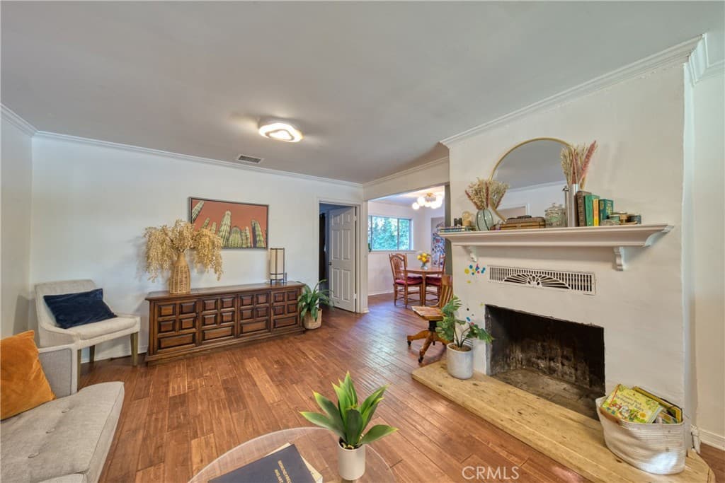Home at 142 Stedman, Monrovia — photo 4 of 12