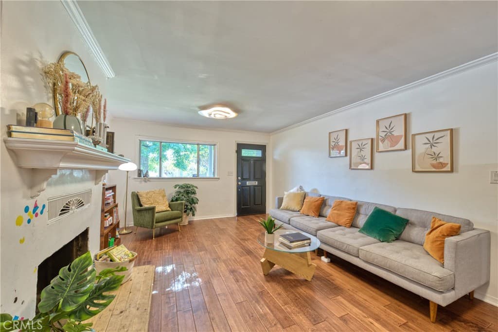 Home at 142 Stedman, Monrovia — photo 5 of 12