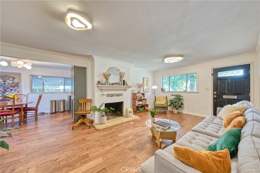 Home at 142 Stedman, Monrovia — photo 6 of 12