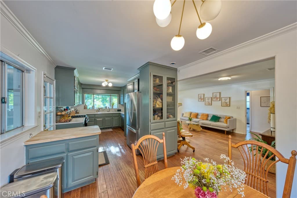 Home at 142 Stedman, Monrovia — photo 7 of 12