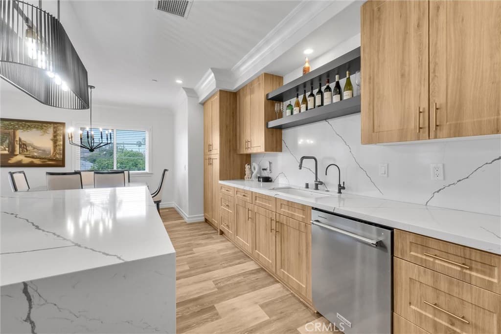 Townhouse at 318 California Street, Arcadia — photo 12 of 12