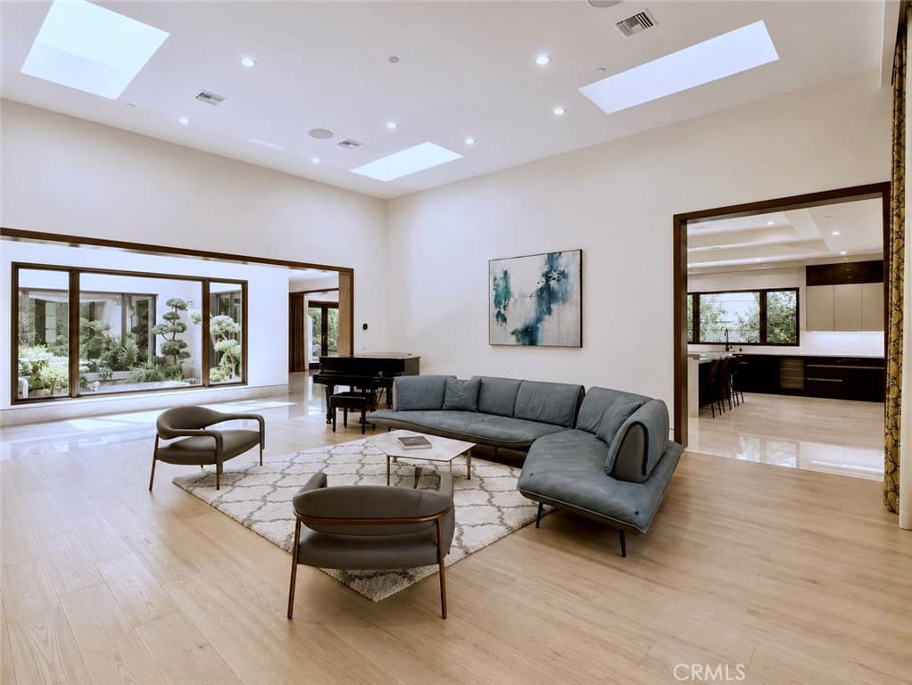 Home at 1104 Rancho Road, Arcadia — photo 11 of 12