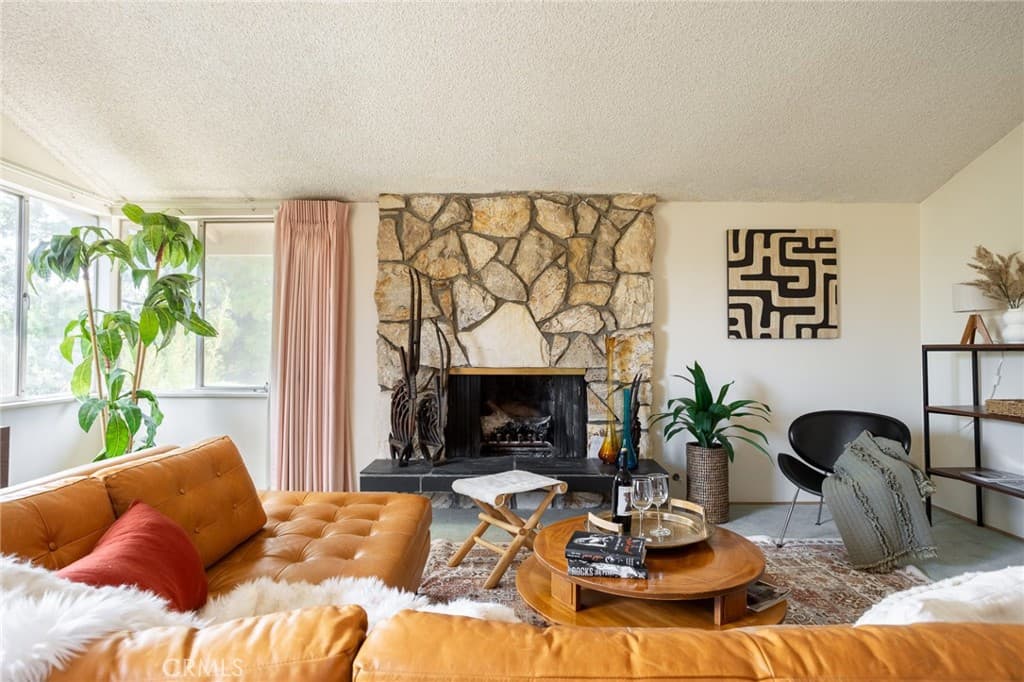 Home at 2020 Liliano, Sierra Madre — photo 7 of 12
