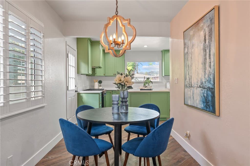 Home at 550 Greenbank Avenue, Duarte — photo 12 of 12