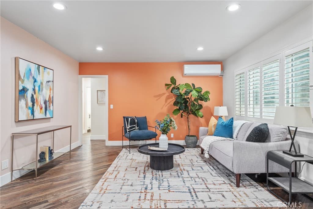 Home at 550 Greenbank Avenue, Duarte — photo 7 of 12