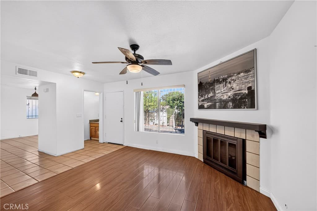 Townhouse at 13856 Ramona Parkway, Baldwin Park — photo 4 of 12