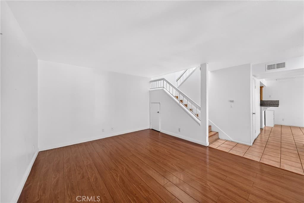 Townhouse at 13856 Ramona Parkway, Baldwin Park — photo 5 of 12