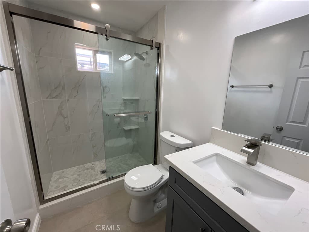 Home at 611 Santo Oro Avenue, La Puente — photo 8 of 12