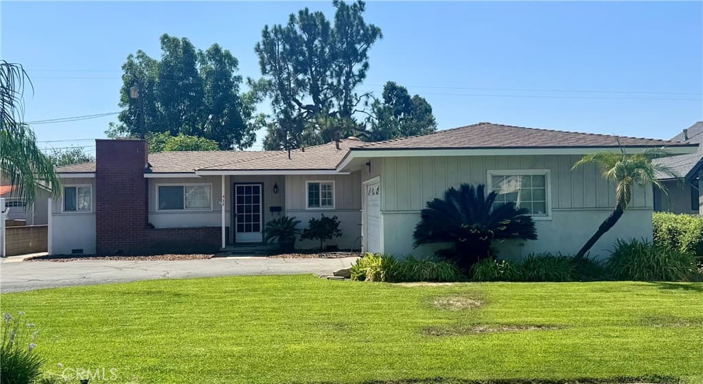 Home at 434 E Carroll, Glendora — photo 1 of 6
