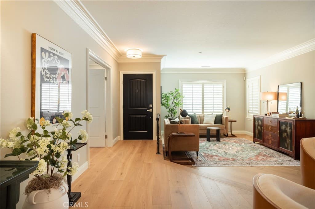 Home at 418 N Myrtle, Monrovia — photo 10 of 12