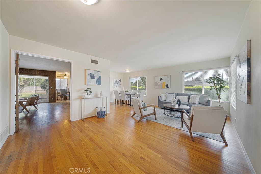 Home at 443 E Sandra, Arcadia — photo 2 of 12