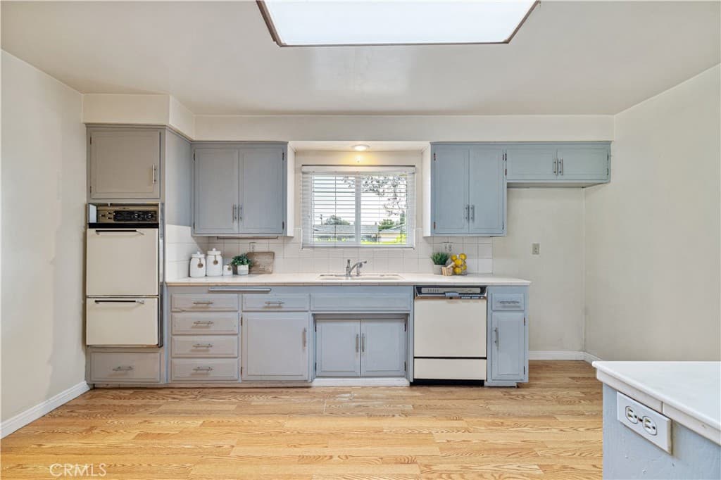 Home at 443 E Sandra, Arcadia — photo 9 of 12