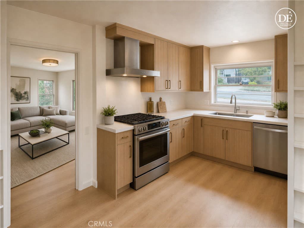 Home at 490 E Highland Avenue, Sierra Madre — photo 11 of 12