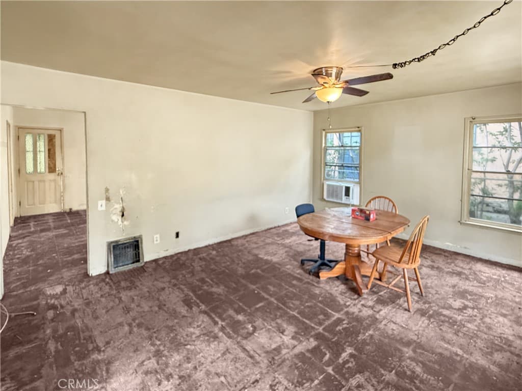 Home at 490 E Highland Avenue, Sierra Madre — photo 6 of 12