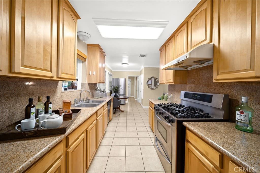 Home at 846 Palo Alto Drive, Arcadia — photo 9 of 12