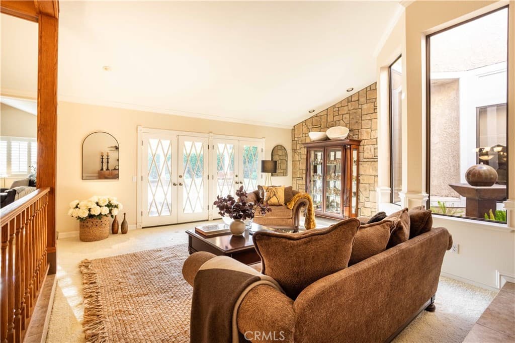 Home at 7157 Via Dicha, La Verne — photo 5 of 12