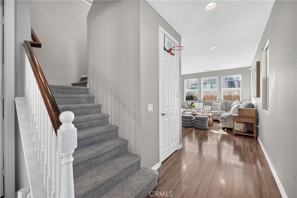 Home at 525 Thyberg, West Covina — photo 3 of 12