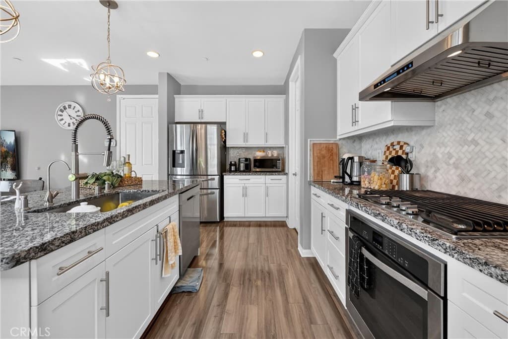 Home at 525 Thyberg, West Covina — photo 9 of 12