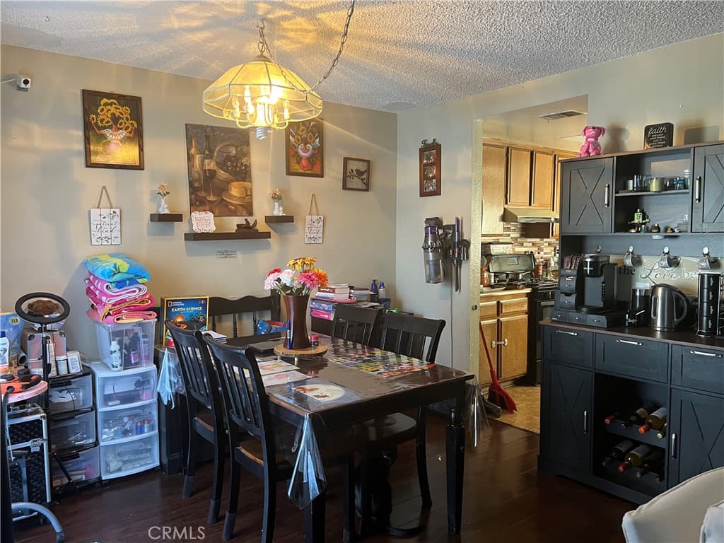 Townhouse at 2421 S Reservoir, Pomona — photo 6 of 12