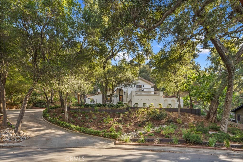 Home at 16 Hidden Valley Road, Monrovia — photo 3 of 12