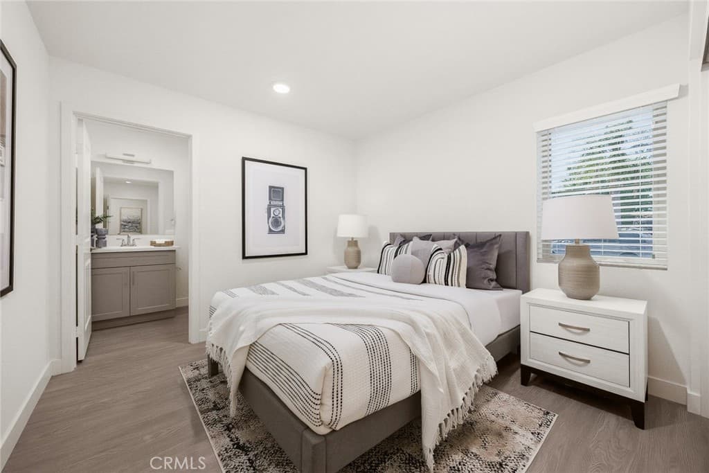 Townhouse at 2457 1st Avenue, La Verne — photo 6 of 12