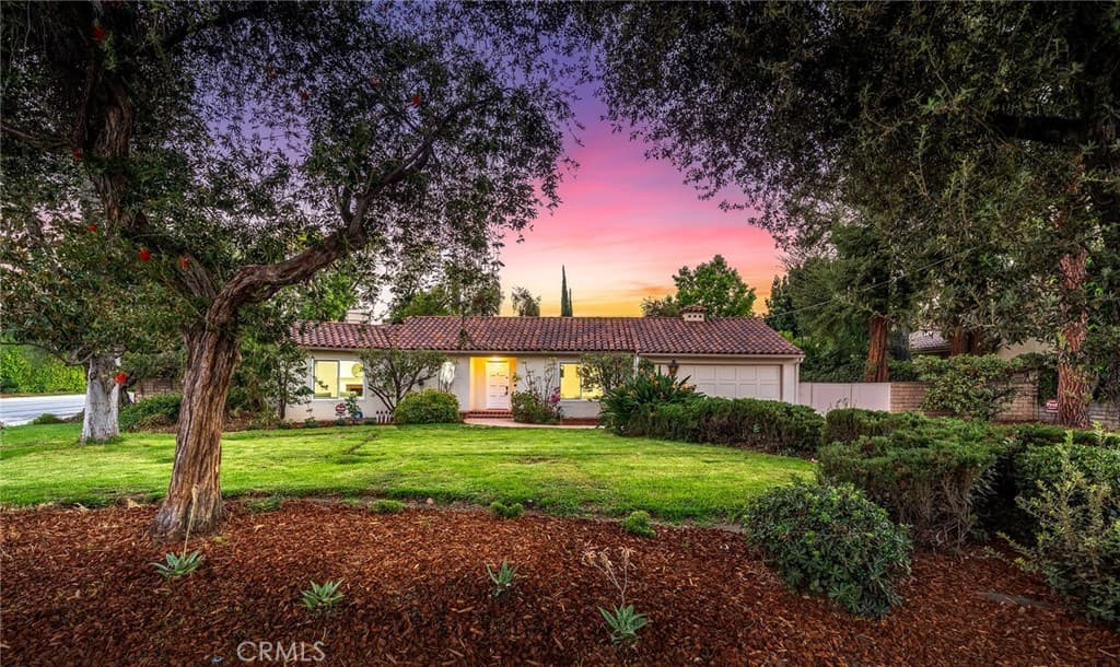 Home at 202 W Norman Avenue, Arcadia — photo 4 of 12