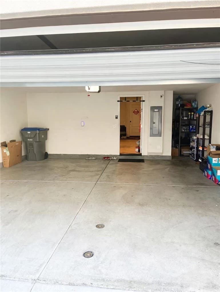 Condo at 2608 Winston Court, Arcadia — photo 3 of 9