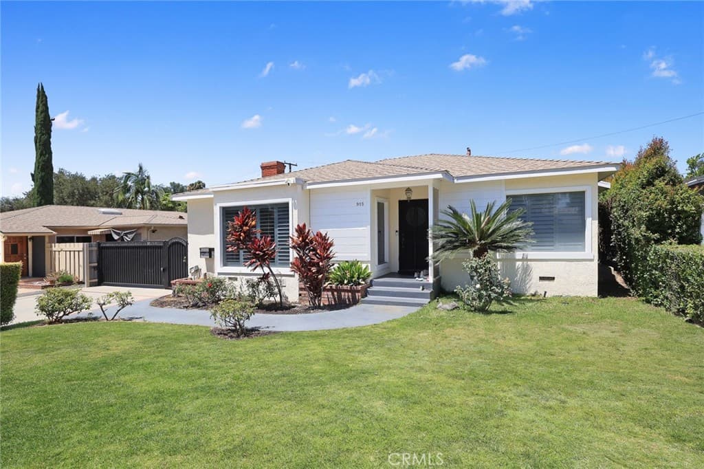 Home at 915 N Santa Anita Avenue, Arcadia — photo 2 of 12