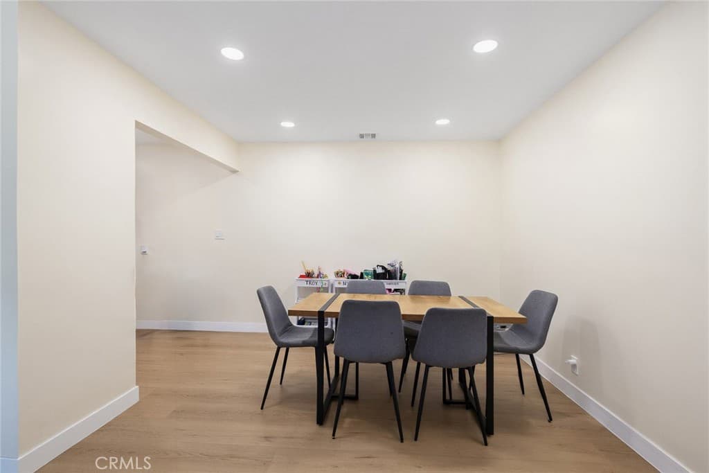 Home at 915 N Santa Anita Avenue, Arcadia — photo 12 of 12