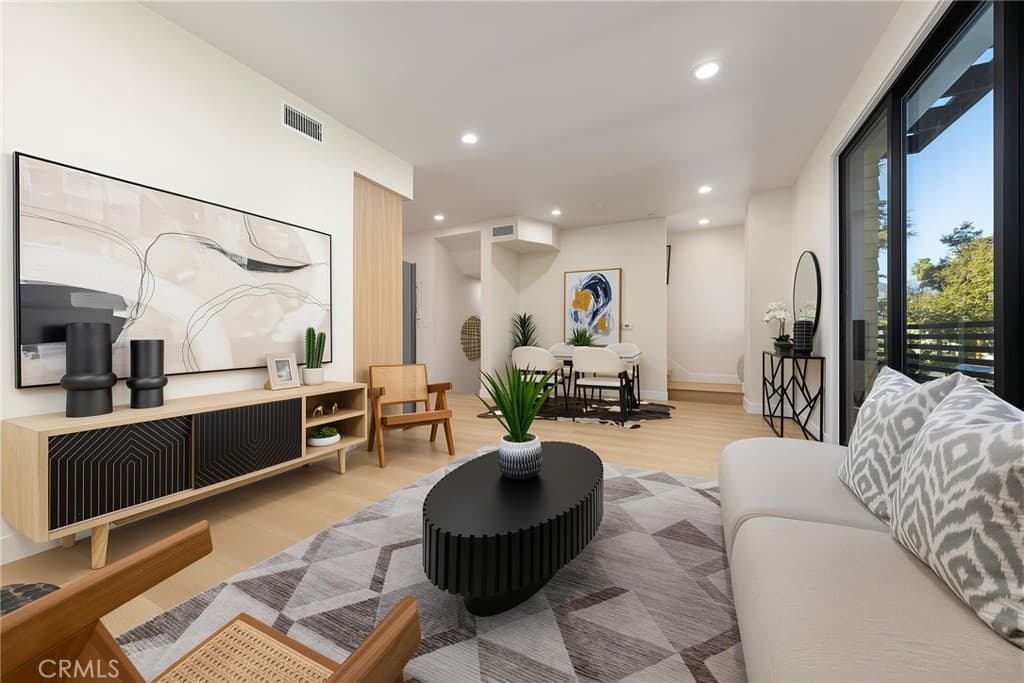 Condo at 1025 La Cadena B, Arcadia — photo 9 of 12