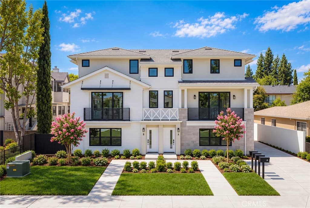 Condo at 1025 La Cadena C, Arcadia — photo 1 of 12