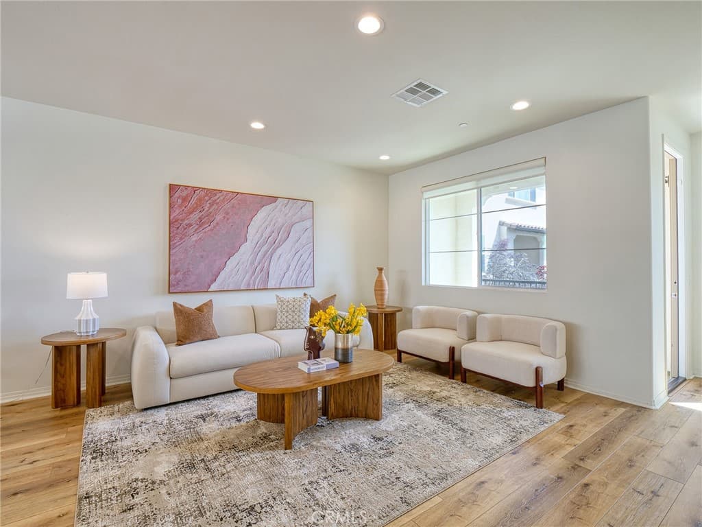 Condo at 3375 Lynd Avenue, Arcadia — photo 5 of 12