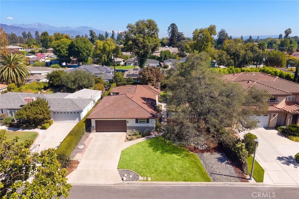 Home at 2320 Sewanee, Arcadia — photo 10 of 12