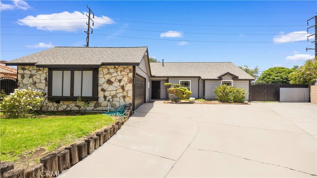 Home at 528 Essex, Glendora — photo 2 of 12